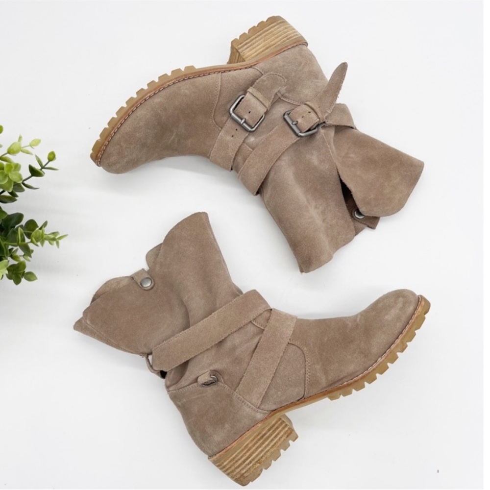 Dolce Vita fold over suede moto boots